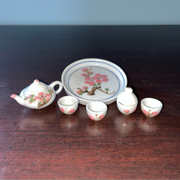 Miniature Mini Tea Set 6 pc Mini Ceramic Tea Set Pink Flower - Picture 2 of 5